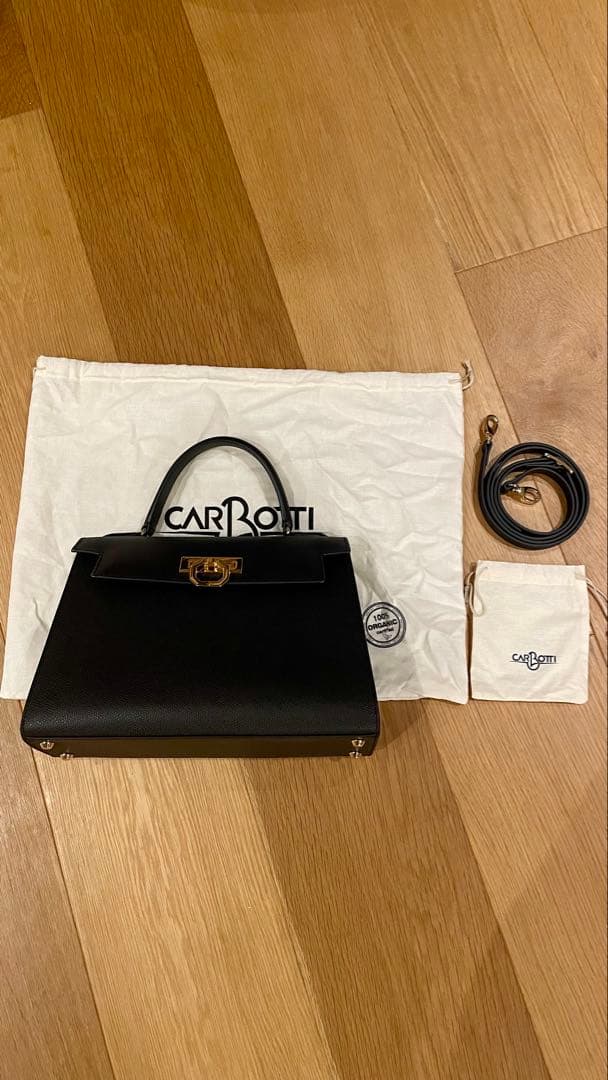 明日までタイムセールCARBOTTI☆Elena243⭐︎新品同様☆