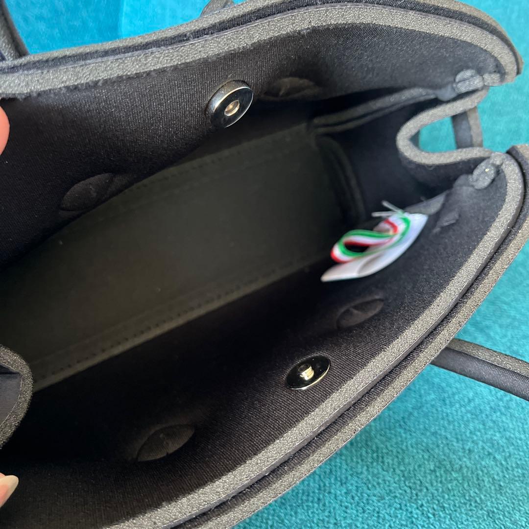 SAVE MY BAG ブラックバッグ チャーム付き