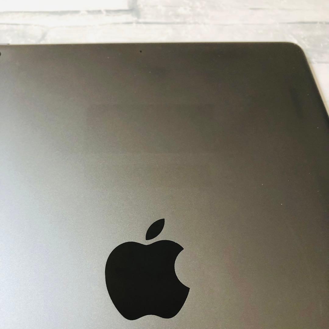 iPad 第7世代 32GB 付属品完備 wifiモデル　管理番号：239