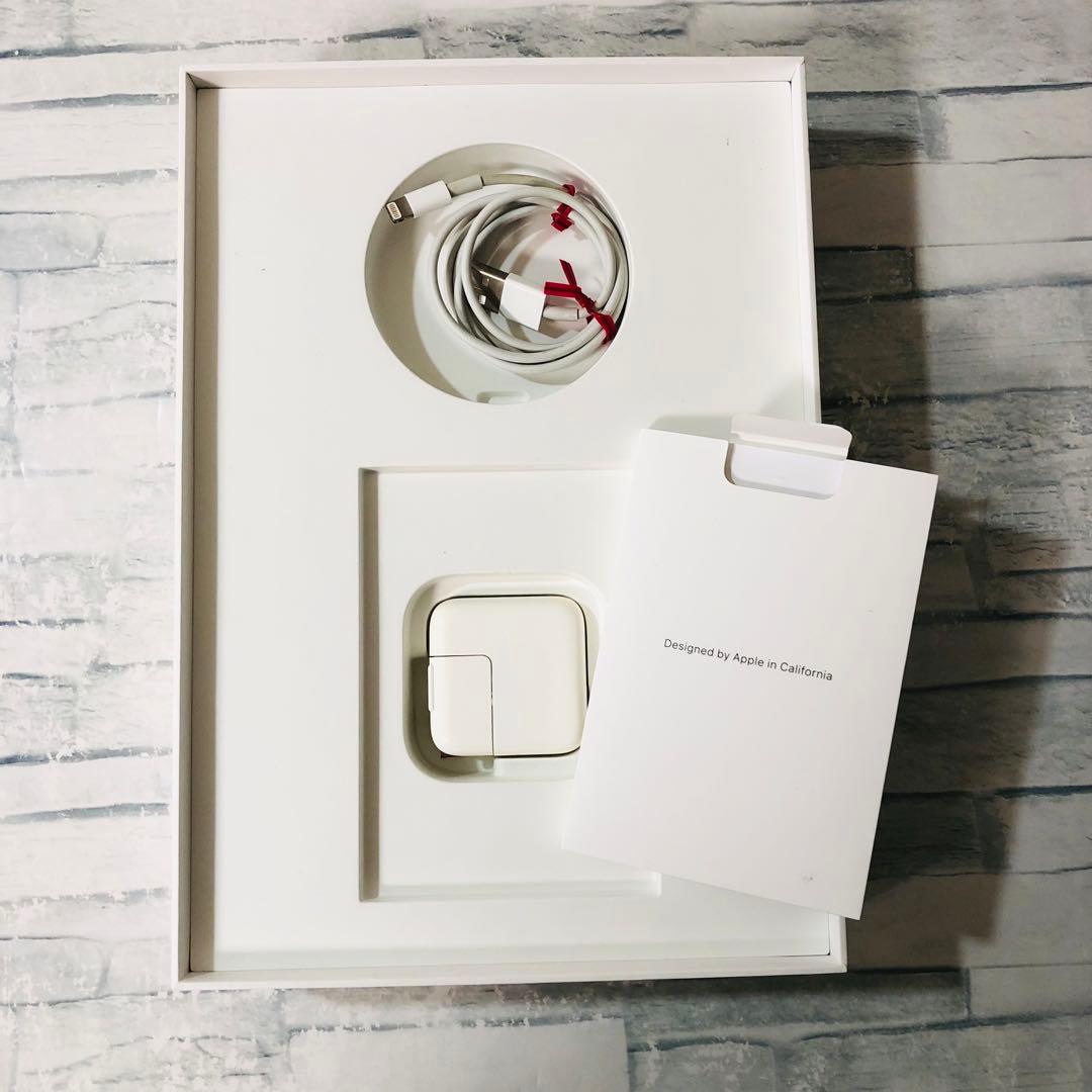 iPad 第7世代 32GB 付属品完備 wifiモデル　管理番号：239