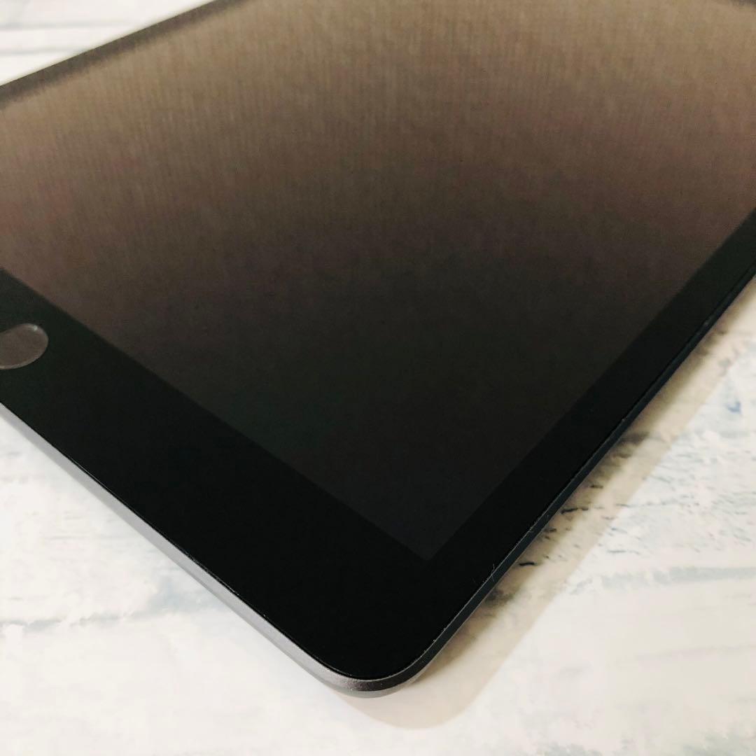 iPad 第7世代 32GB 付属品完備 wifiモデル　管理番号：239