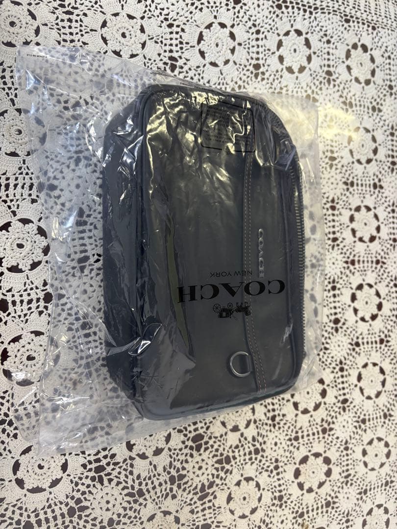 COACH ブラックレザー ショルダーバッグ