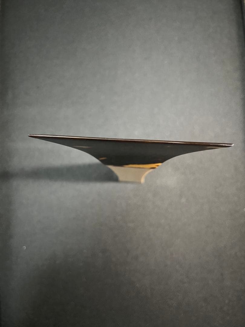 値下げしました。 津軽三味線 紅木 本鼈甲撥 超軽量ケース付き