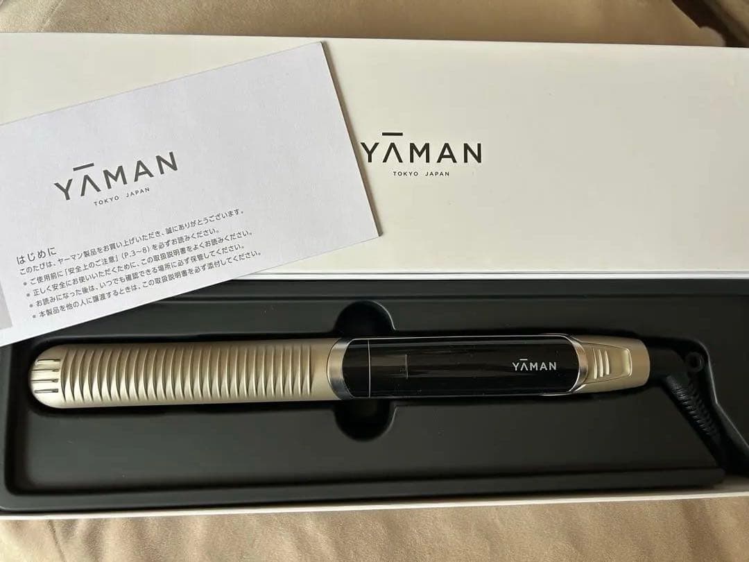 【ほぼ未使用】ヤーマン　ストレートヘアアイロン