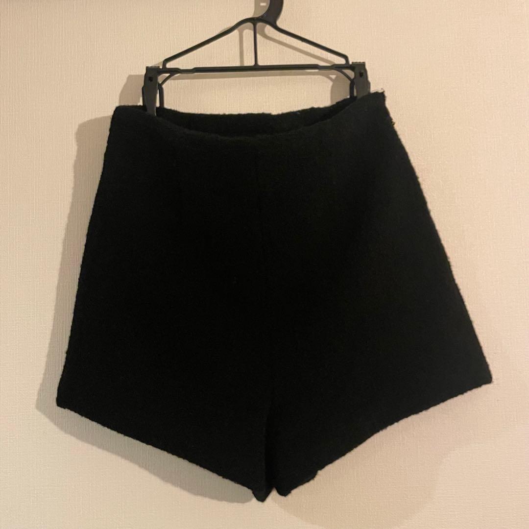 【新品未使用】Herlipto Chain Boucle Shorts