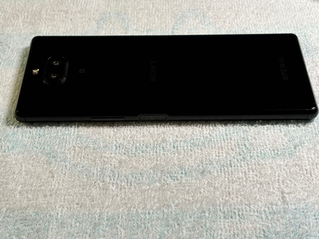 SONY Xperia 8 902SO ブラック　SIMフリー スマホ 美品