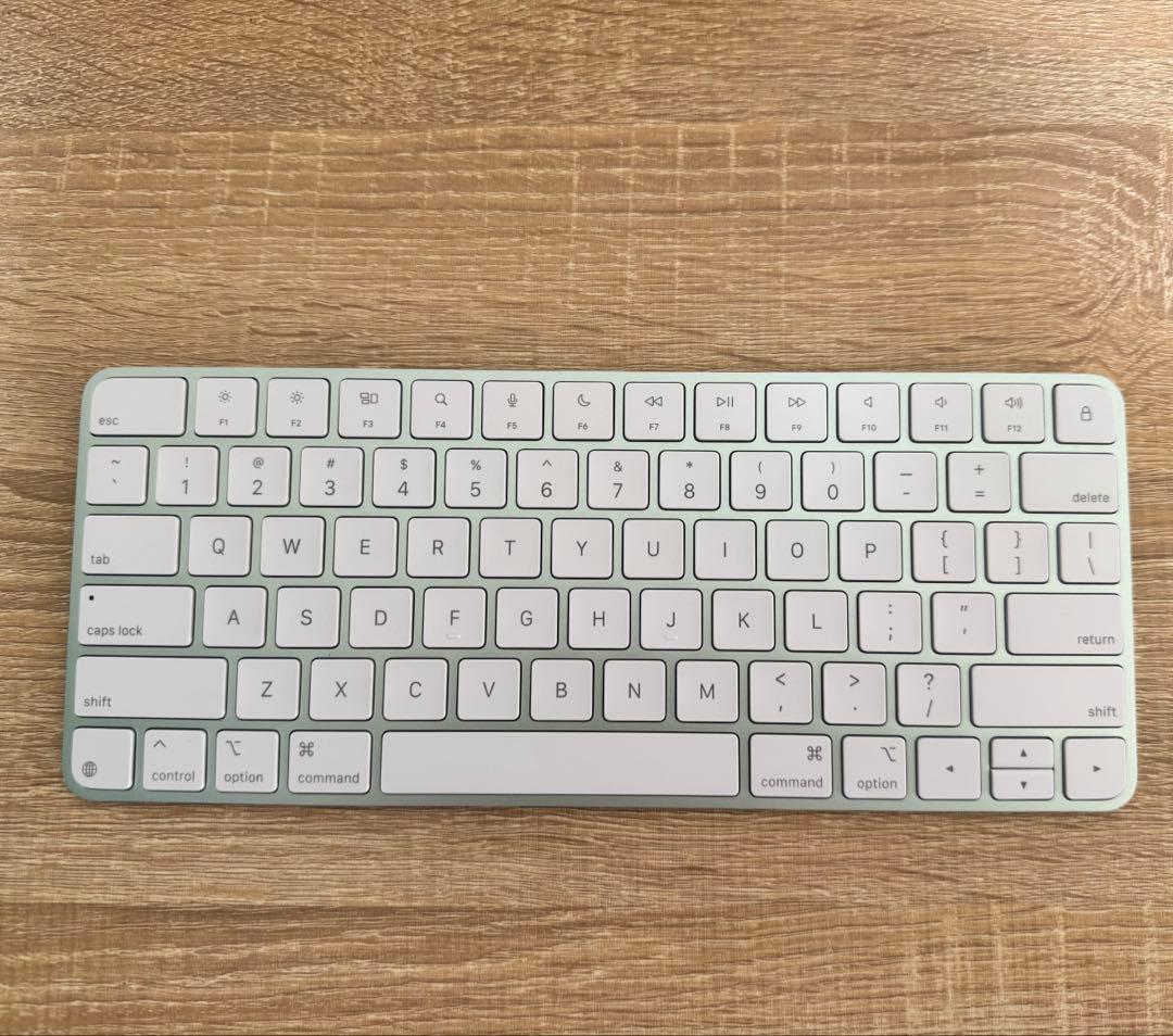 iMac (2024) M4 グリーン