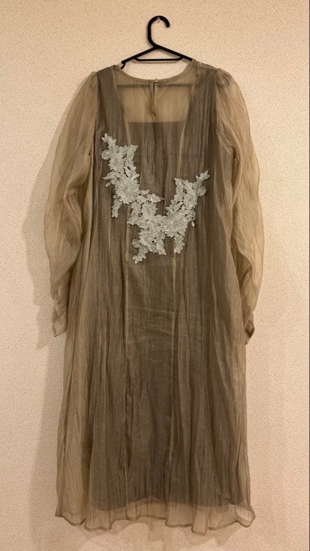 【美品】刺繍入りオケージョンドレス　パーティードレス
