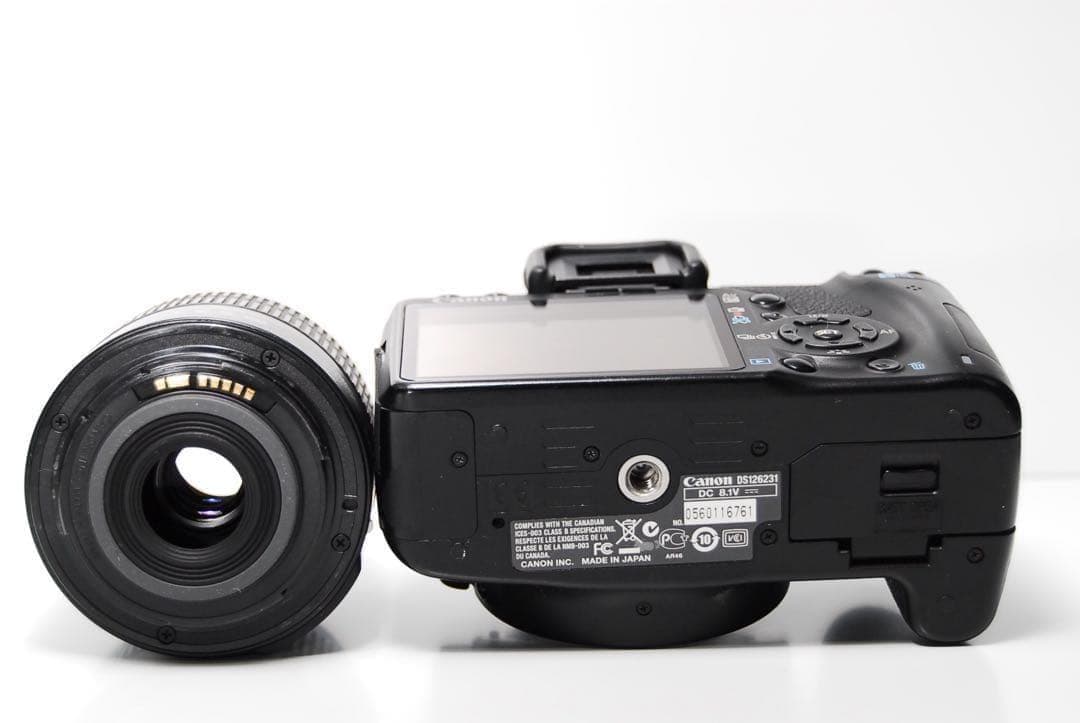 ⭐️軽重量⭐️Canon Kiss X3 一眼レフ　手振れ補正付き　初心者向け