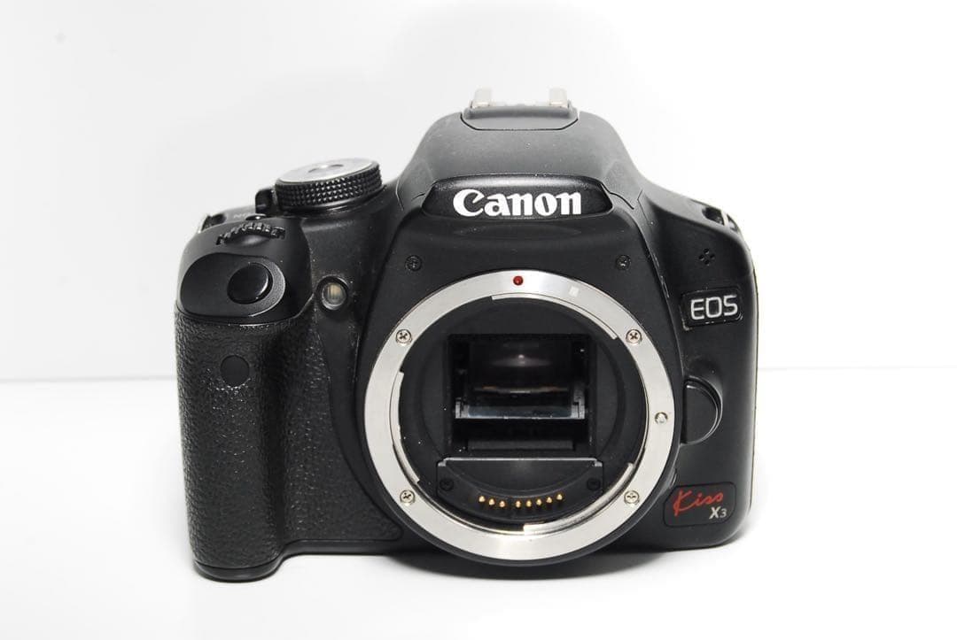 ⭐️軽重量⭐️Canon Kiss X3 一眼レフ　手振れ補正付き　初心者向け