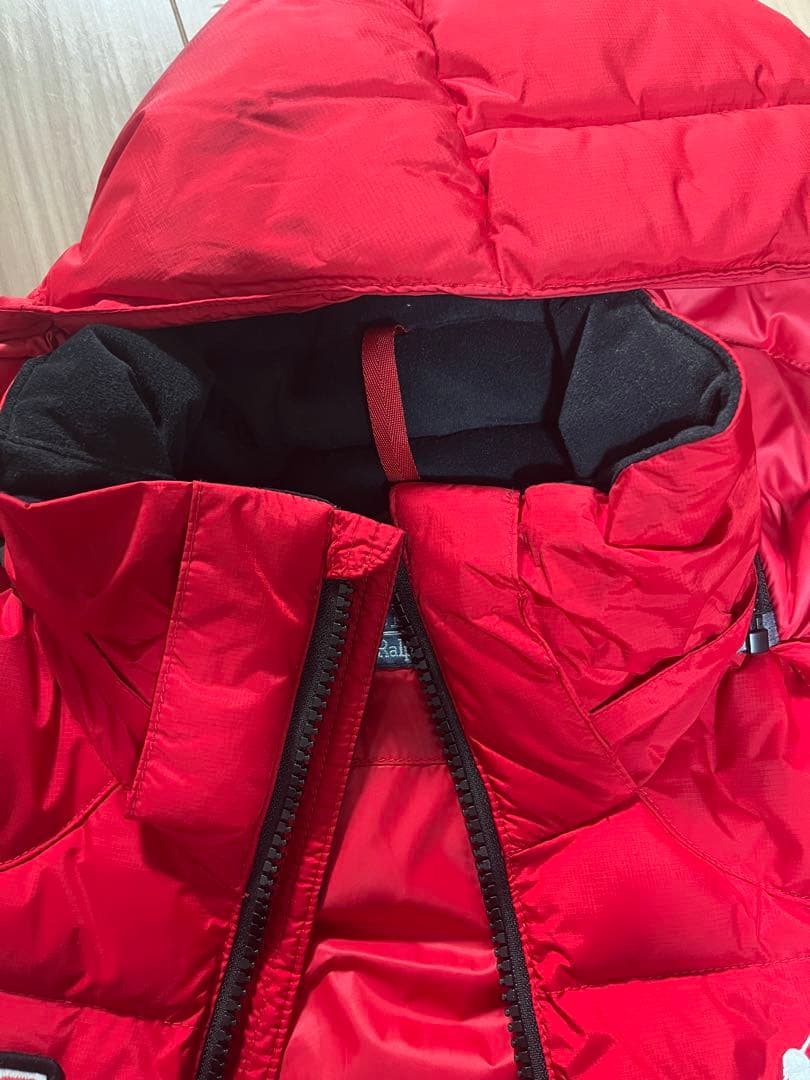 ポロ・ラルフ・ローレン フード付きダウンベスト 赤