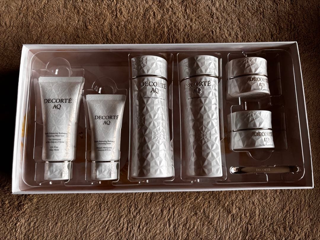 【新品・未使用】コスメデコルテ AQ ラディアンス コフレI