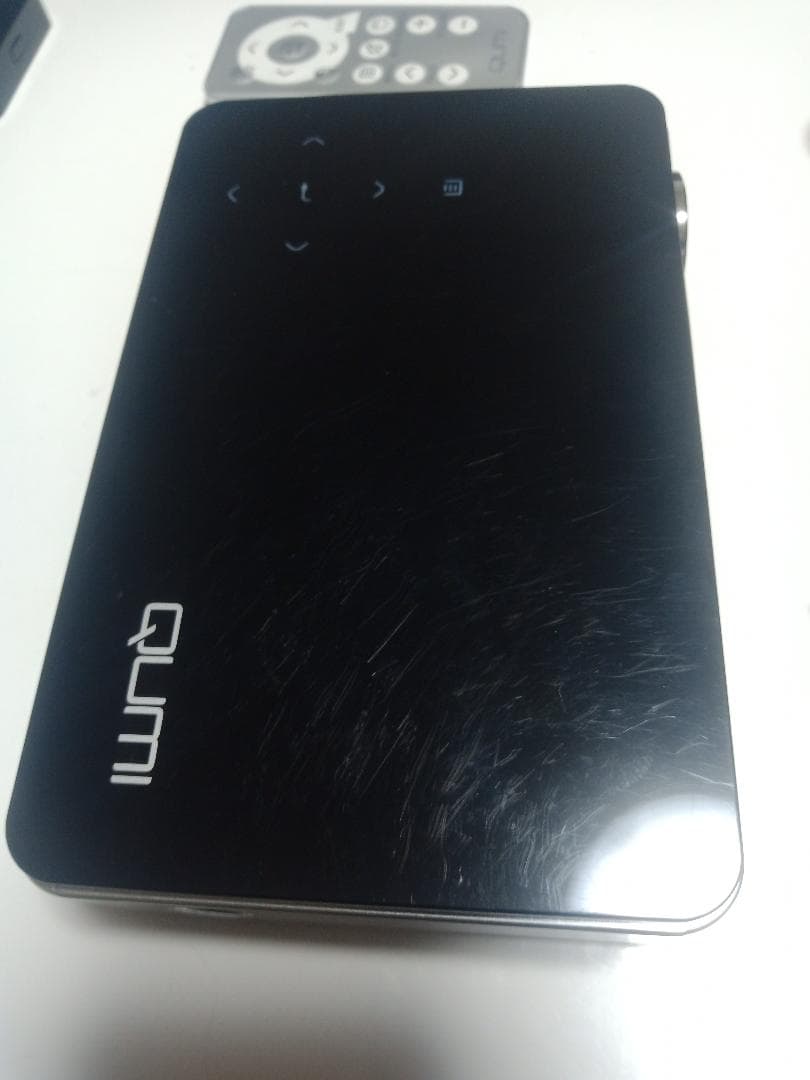 QUMI Q5 ミニプロジェクター + ホームシアターセット