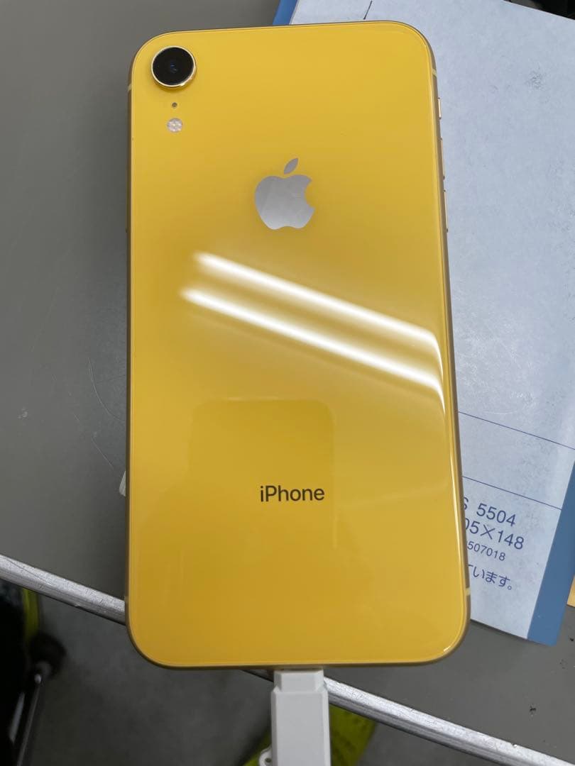 AppleアップルiPhone XRイエロー128GB本体SIMフリー 中古美品
