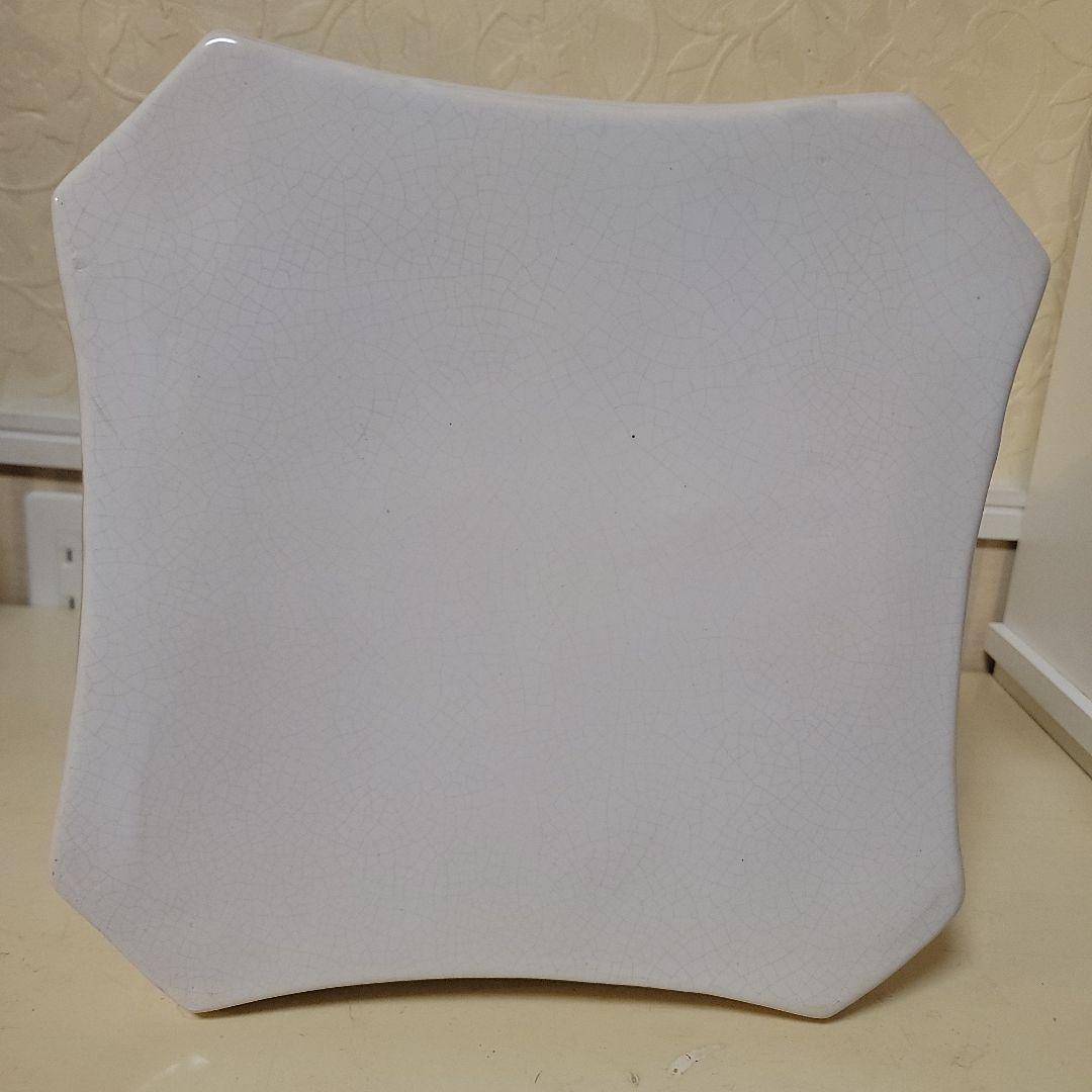 ギリシャ神殿の細工が素敵な花台　コラムスタンド　フラワースタンド　台座