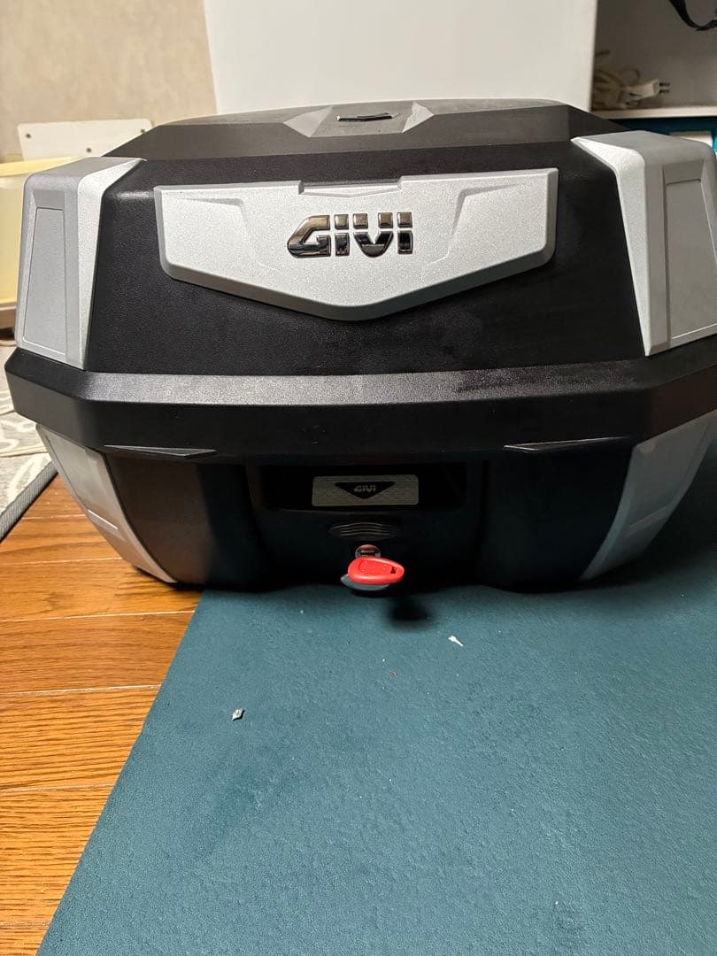 ト*〜様 GIVI 大型バイク用トップケース