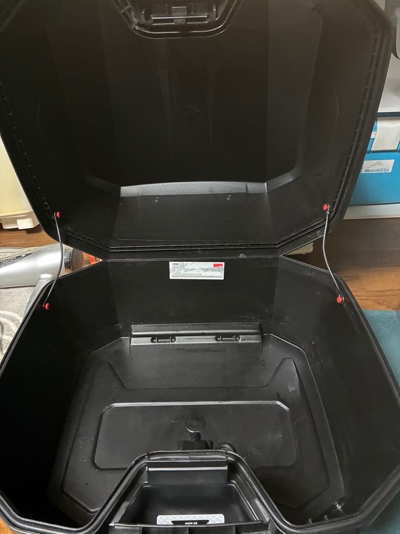 ト*〜様 GIVI 大型バイク用トップケース