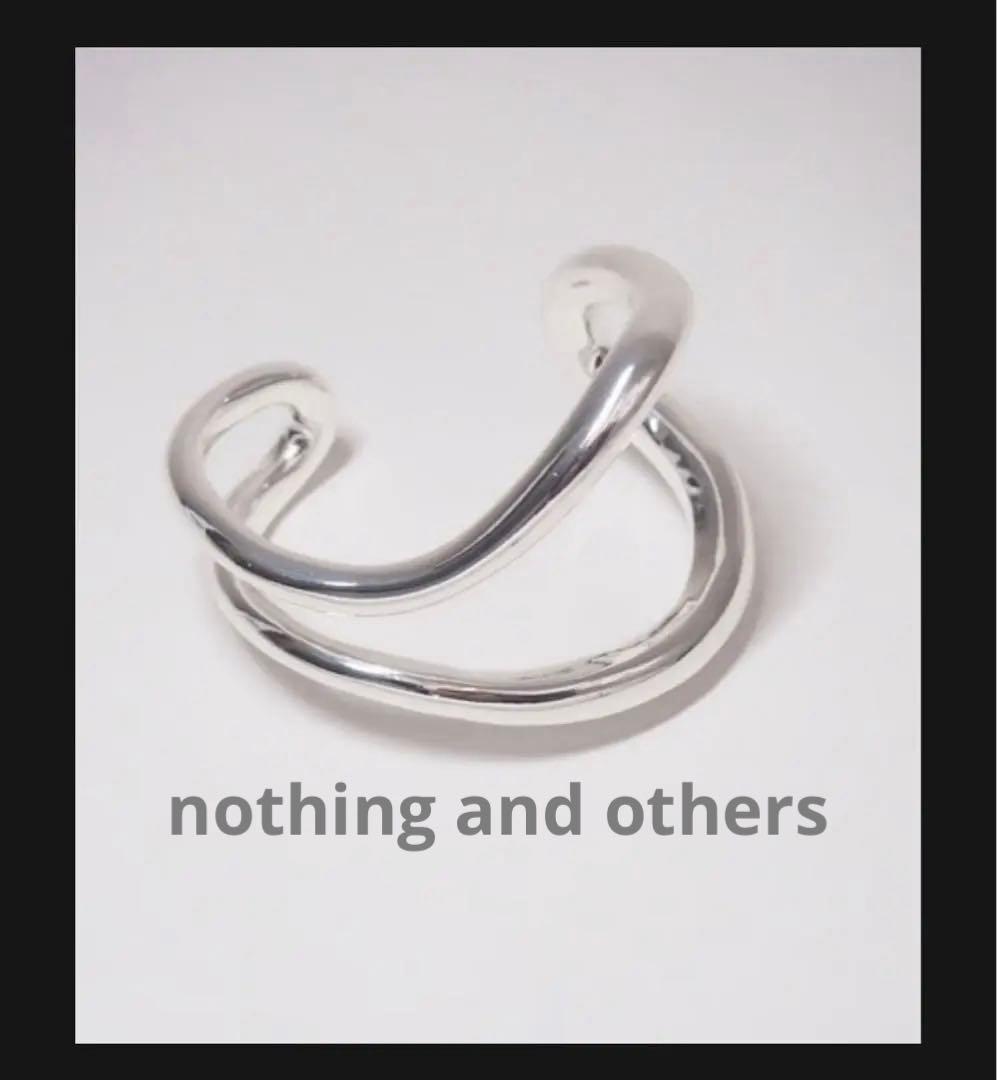 【完全未開封】　ナッシングアンドアザーズ　バングル　新品