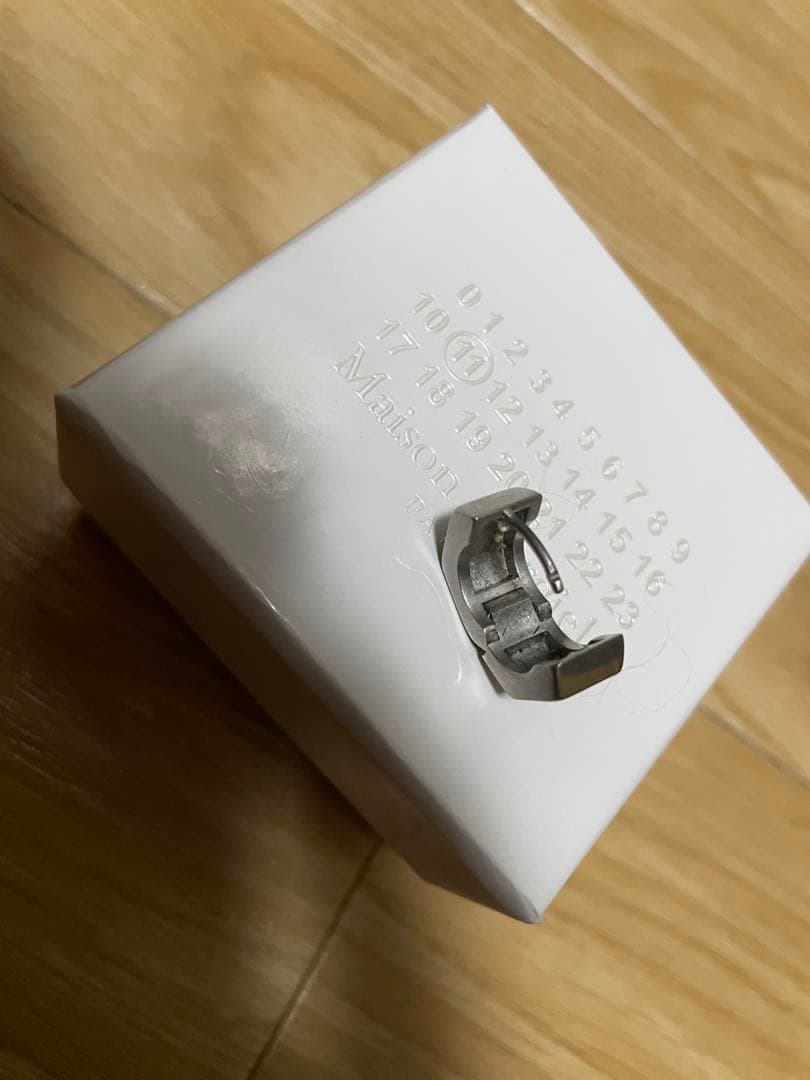 Maison Margiela ナンバリング ボルト&ナット フープピアス