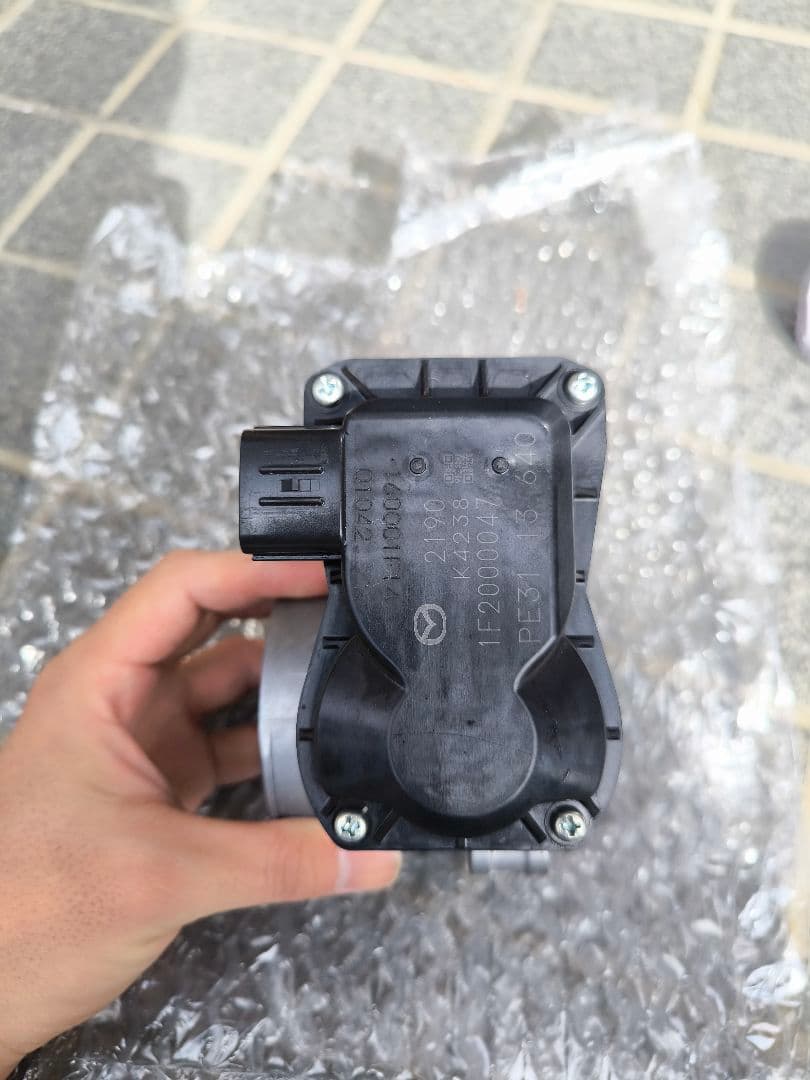 nd型 ロードスターrf 後期 スロットルボディ