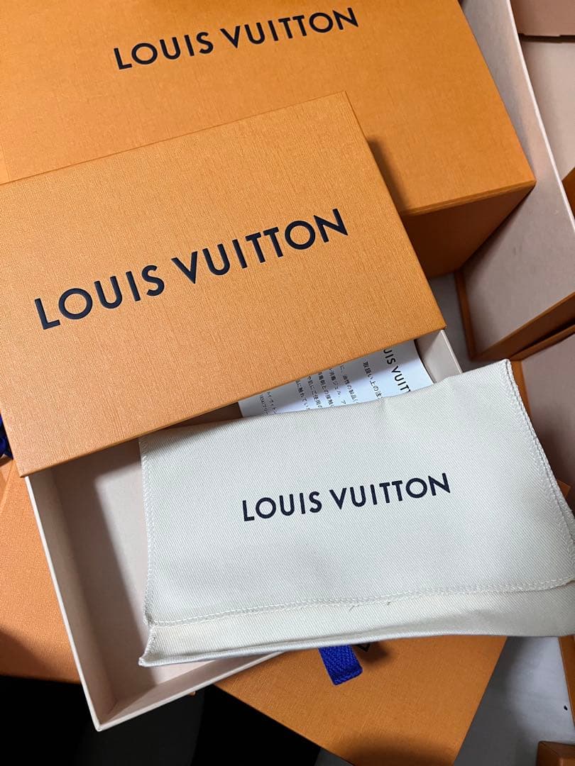ルイヴィトン空箱・保存袋・ショップ袋