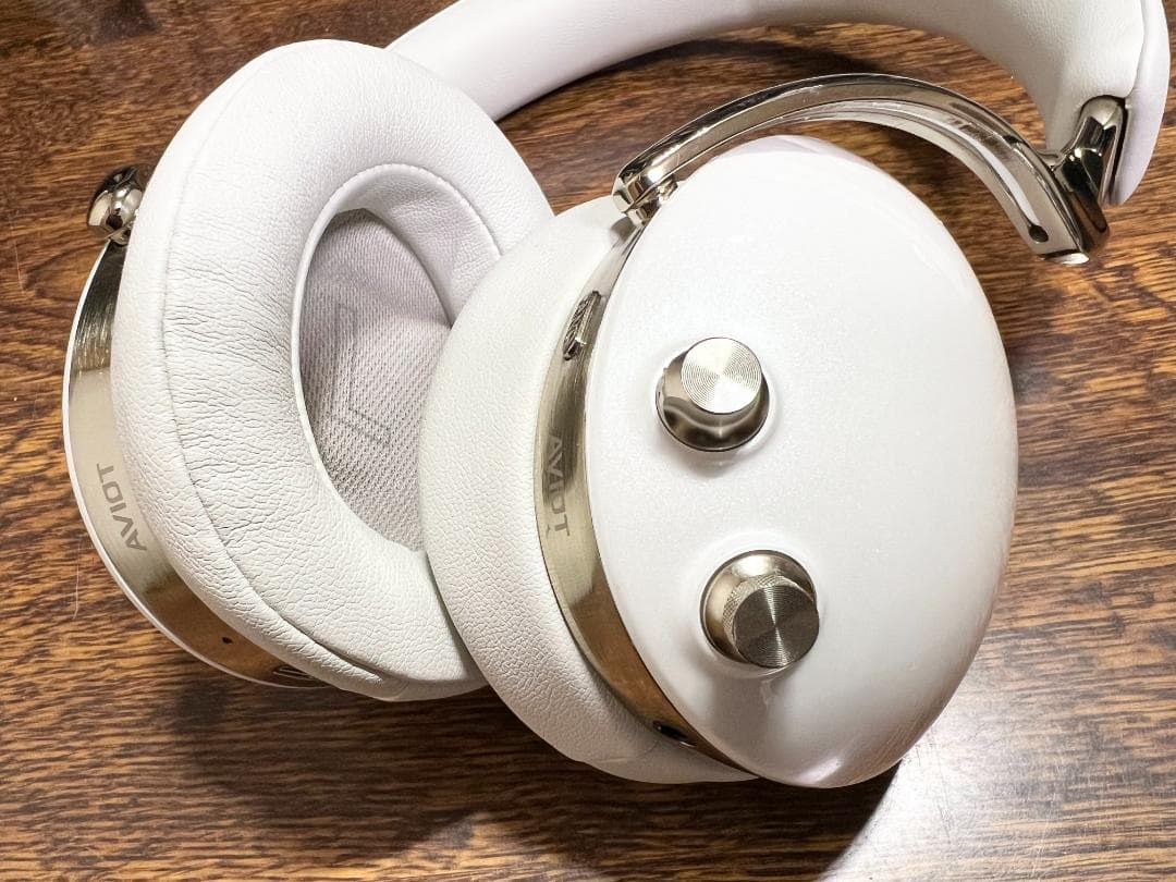 【世界初３種のドライバー】ワイヤレスヘッドホンAVIOT　 WA-J1高解像度！