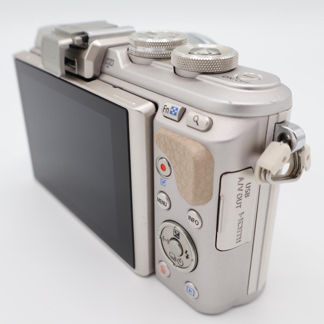 ❤️Wi-Fi &自撮り❤️OLYMPUS E-PL8