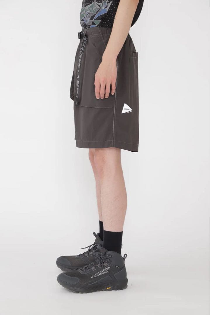 GRAMICCI×and wander brushed nylon short