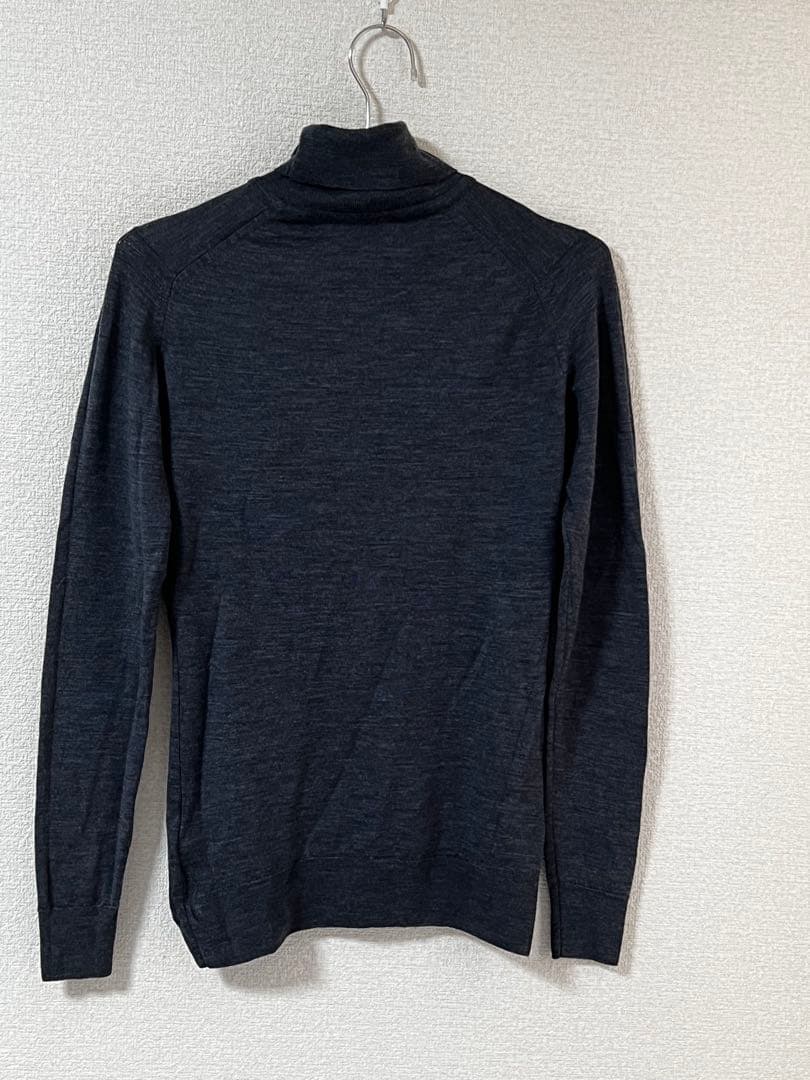 JOHN SMEDLEY　ジョンスメドレー　タートルネック　薄手　M　イギリス製