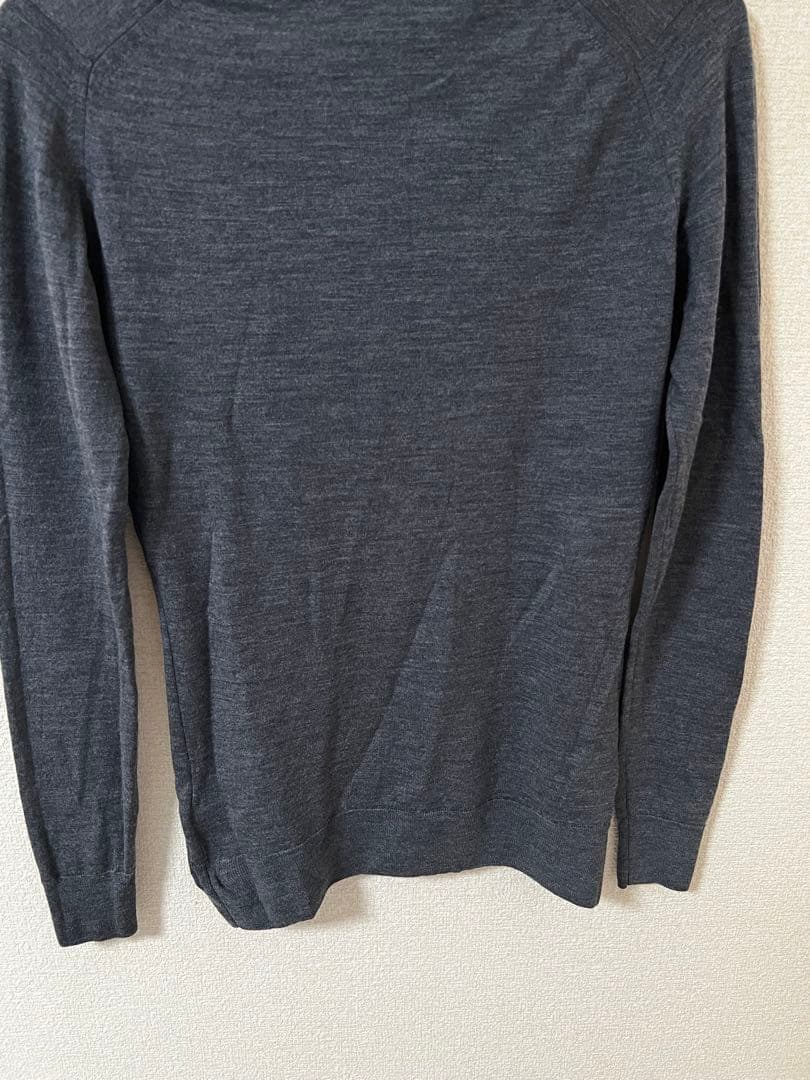 JOHN SMEDLEY　ジョンスメドレー　タートルネック　薄手　M　イギリス製