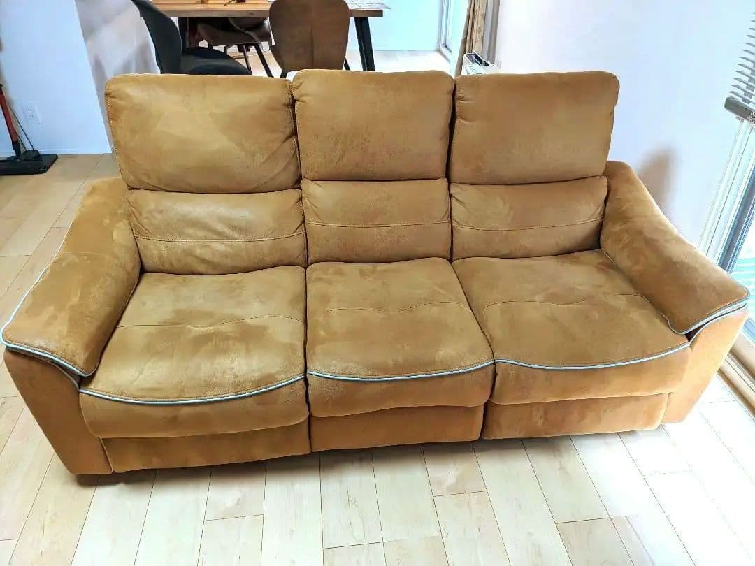 【いぬ】【直接引取−3万円】関家具 バッジオ 電動ソファ