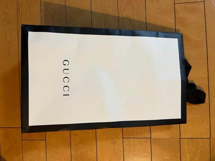GUCCI 半ズボン