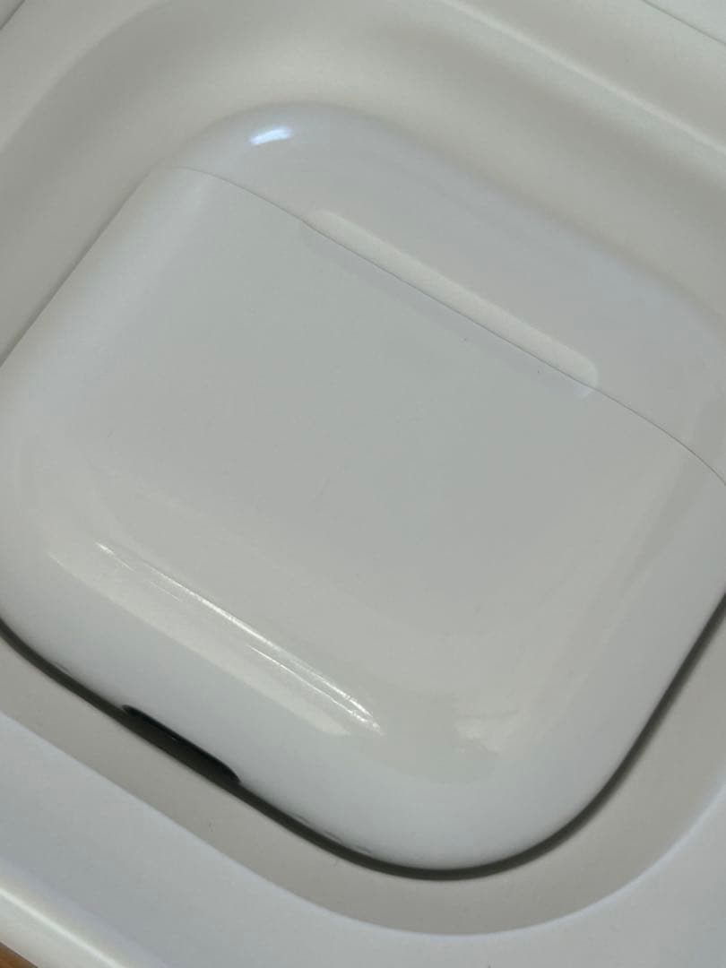 AirPods4 ノイズキャンセル機能搭載　美品