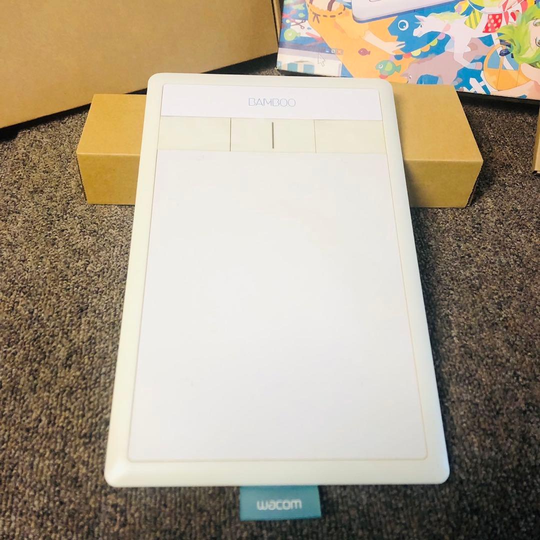 E54早い者勝ち✨wacom ワコム Bamboo Comic ペンタブレット