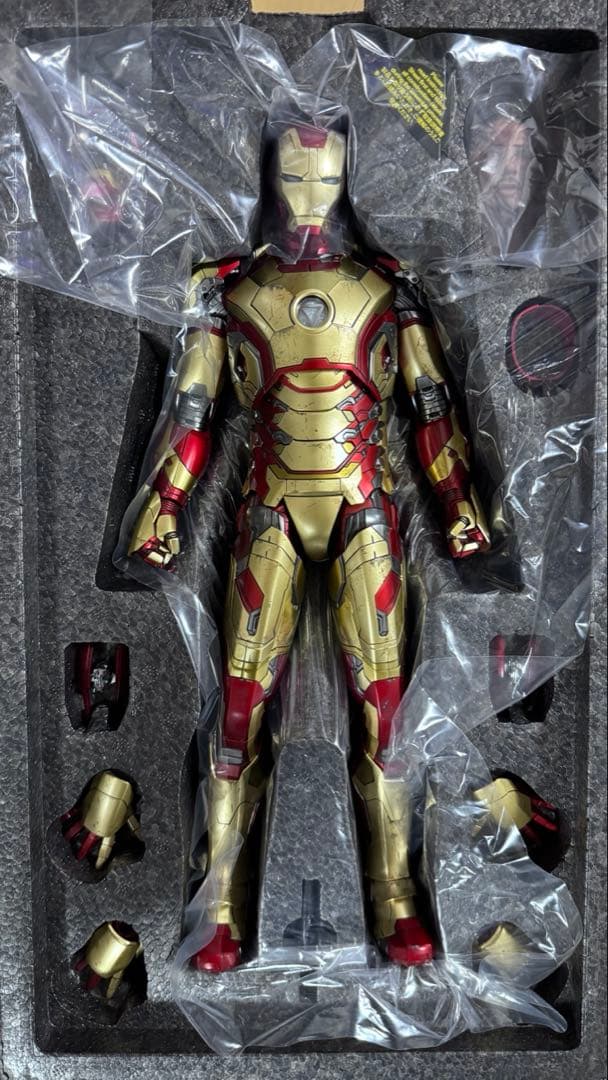 ホットトイズ　アイアンマンマーク42(バージョン2.0)