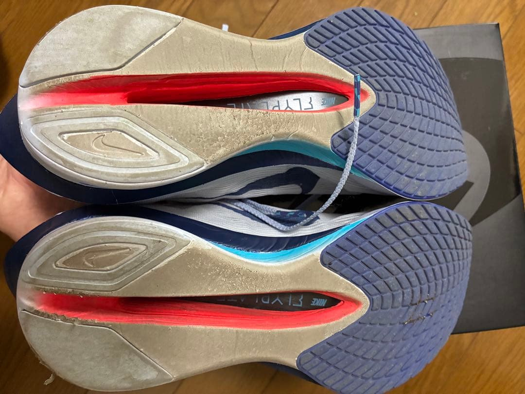 ナイキ ヴェイパーフライ4 28cm