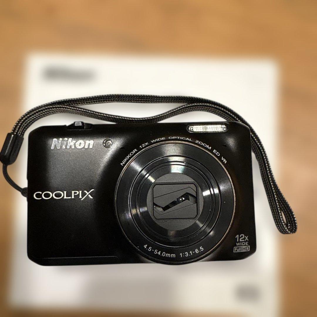 Nikon デジカメ　S6400