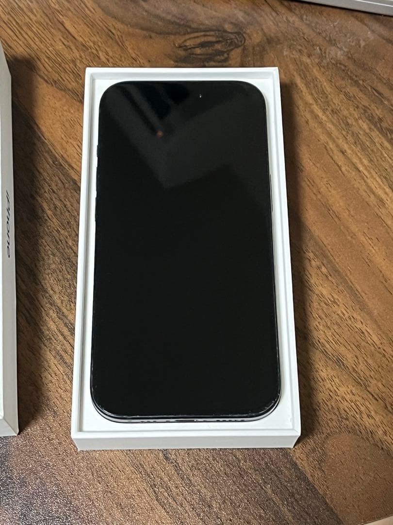 iPhone15 256GB ブラック　SIMフリー