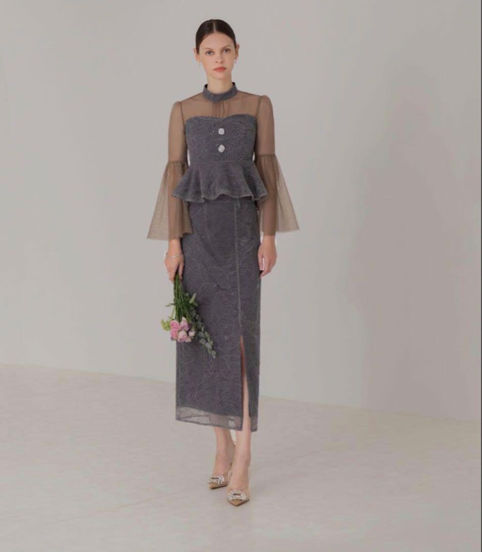 Leja ドレス スパンコール 刺繍 ビジューボタン フレアスリーブ グレー M