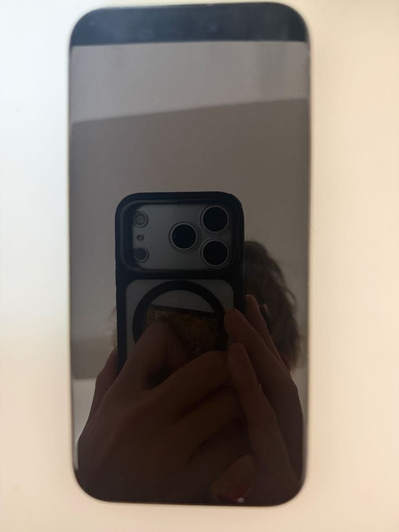 Apple iPhone 15 pro 128GB ナチュラルチタニウム