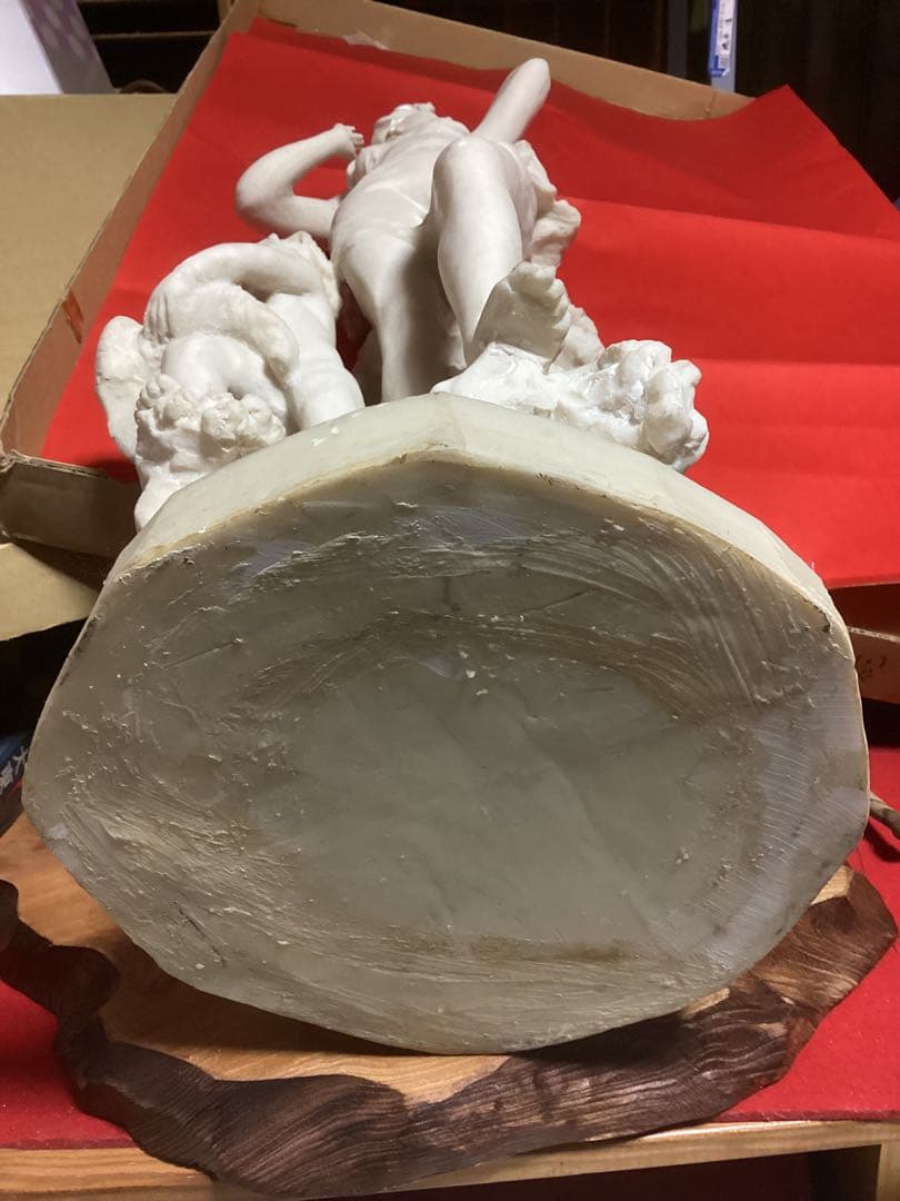 イタリア製 大理石調 樹脂製 ヴィーナス像 ５９㎝ ホワイト