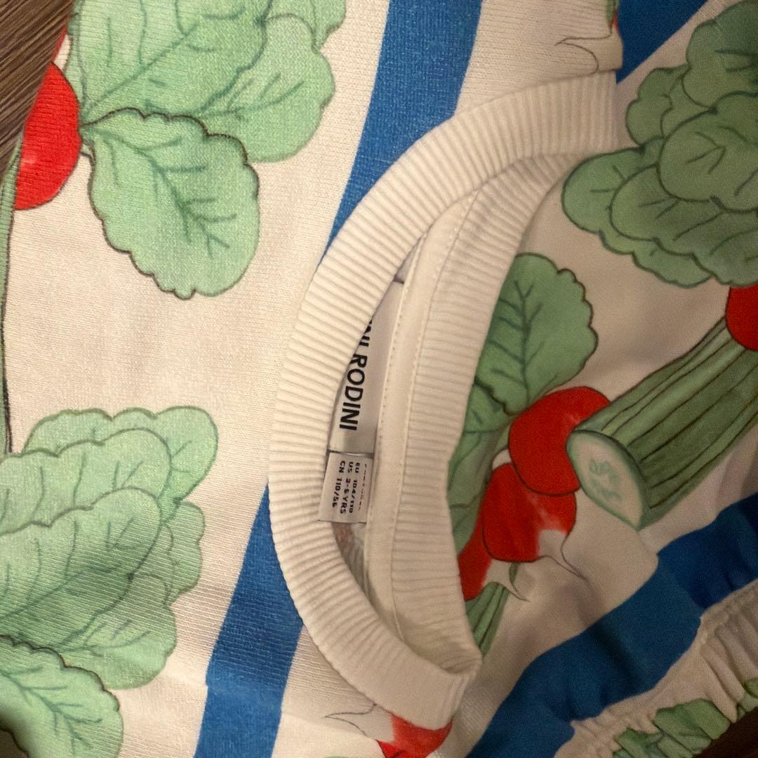 mini rodini！ 野菜柄トレーナー セット！110！美品