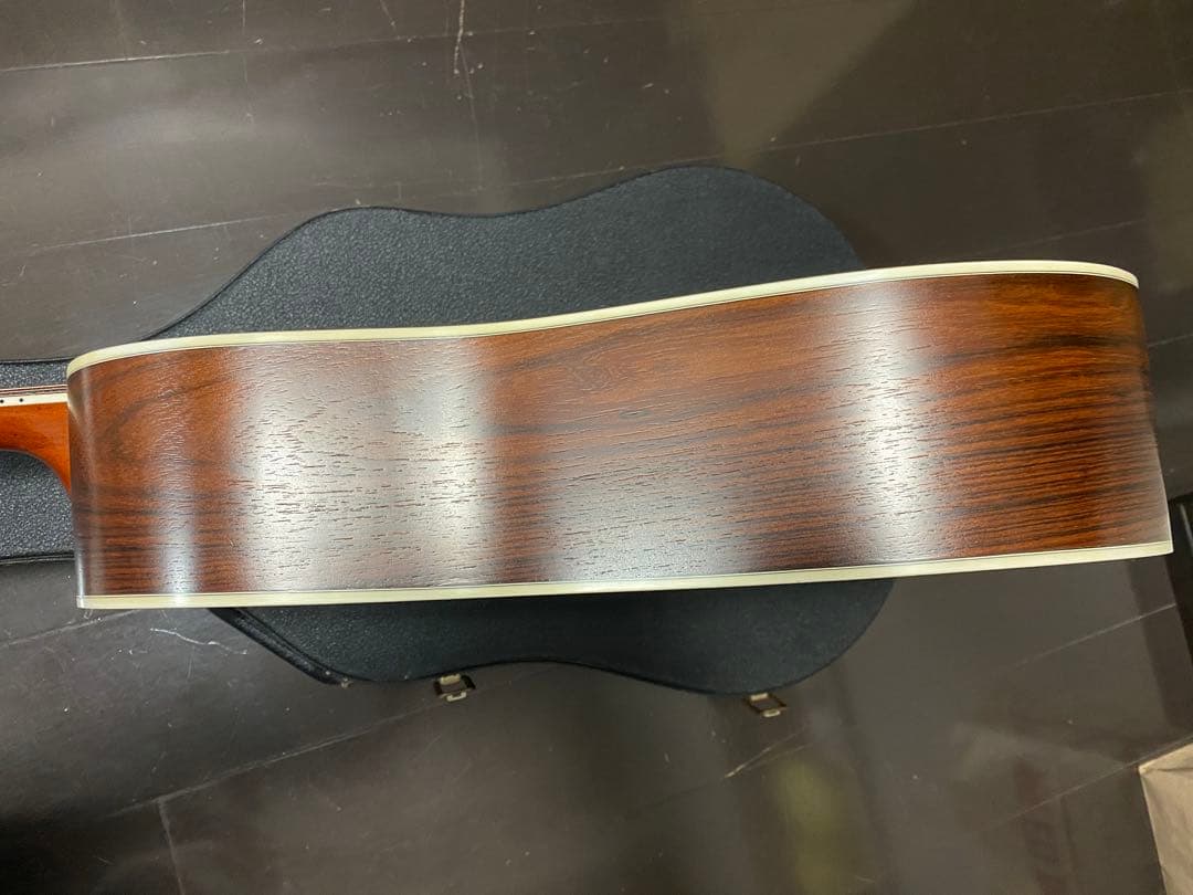 アコースティックギター　morris