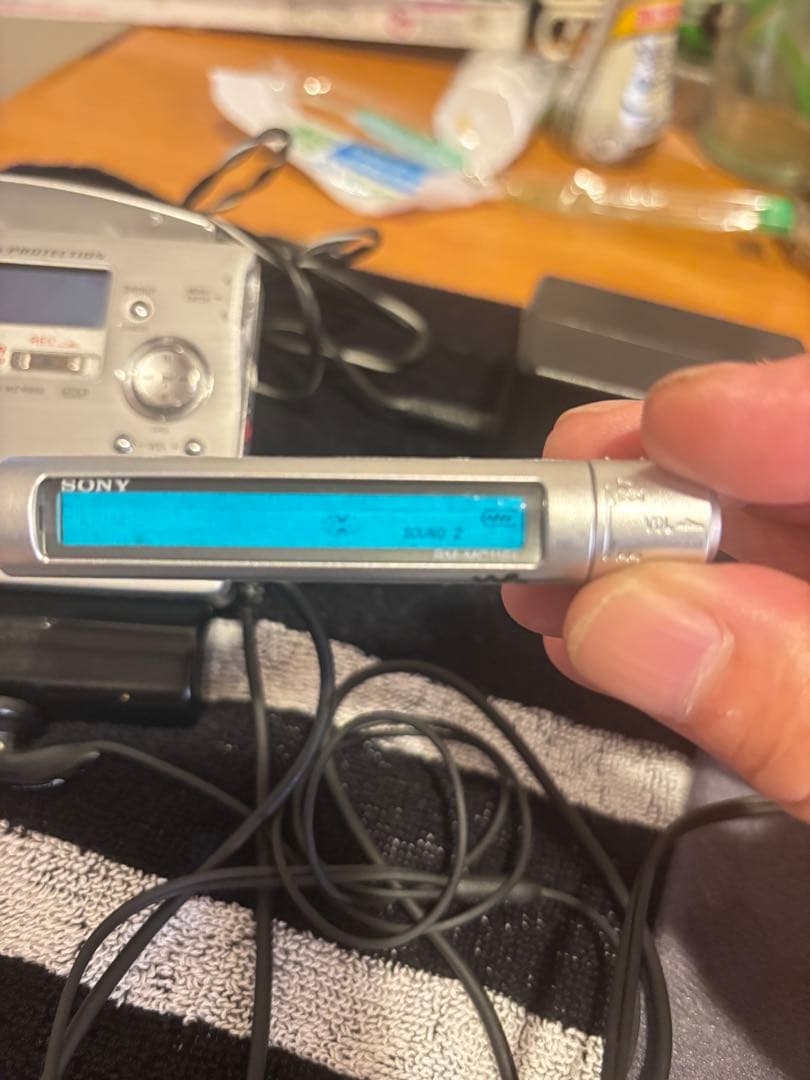 SONY ウォークマン MDプレーヤーMZ-R909