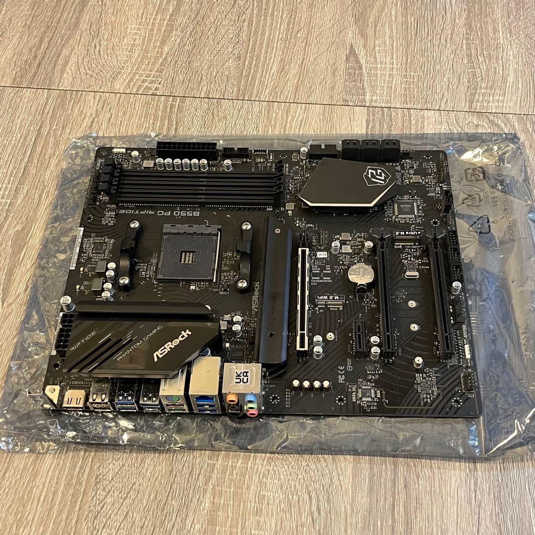 ASRock B550 PG Riptide マザーボード 中古