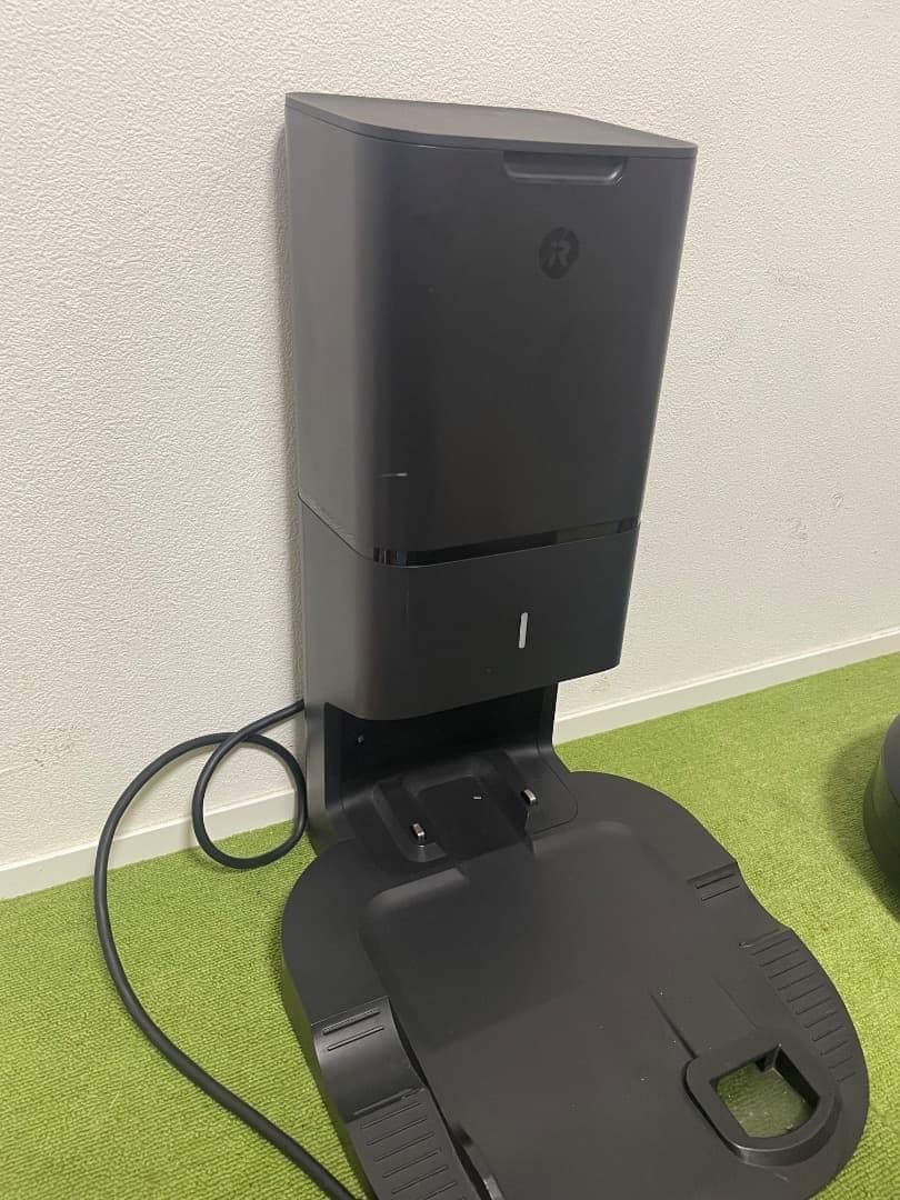美品 ルンバ i3+ ロボット掃除機 自動ゴミ収集機能付き