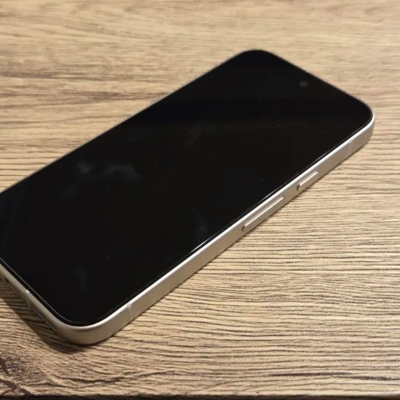 Google Pixel 9a ホワイト 本体