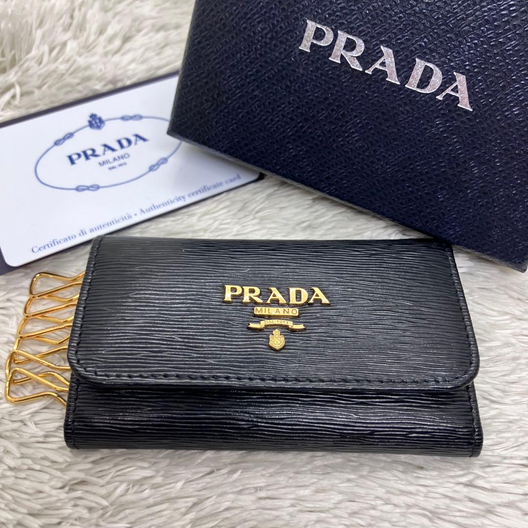 箱付き極美品✨ PRADA 6連キーケース ヴィッテロムーブ メタルロゴ