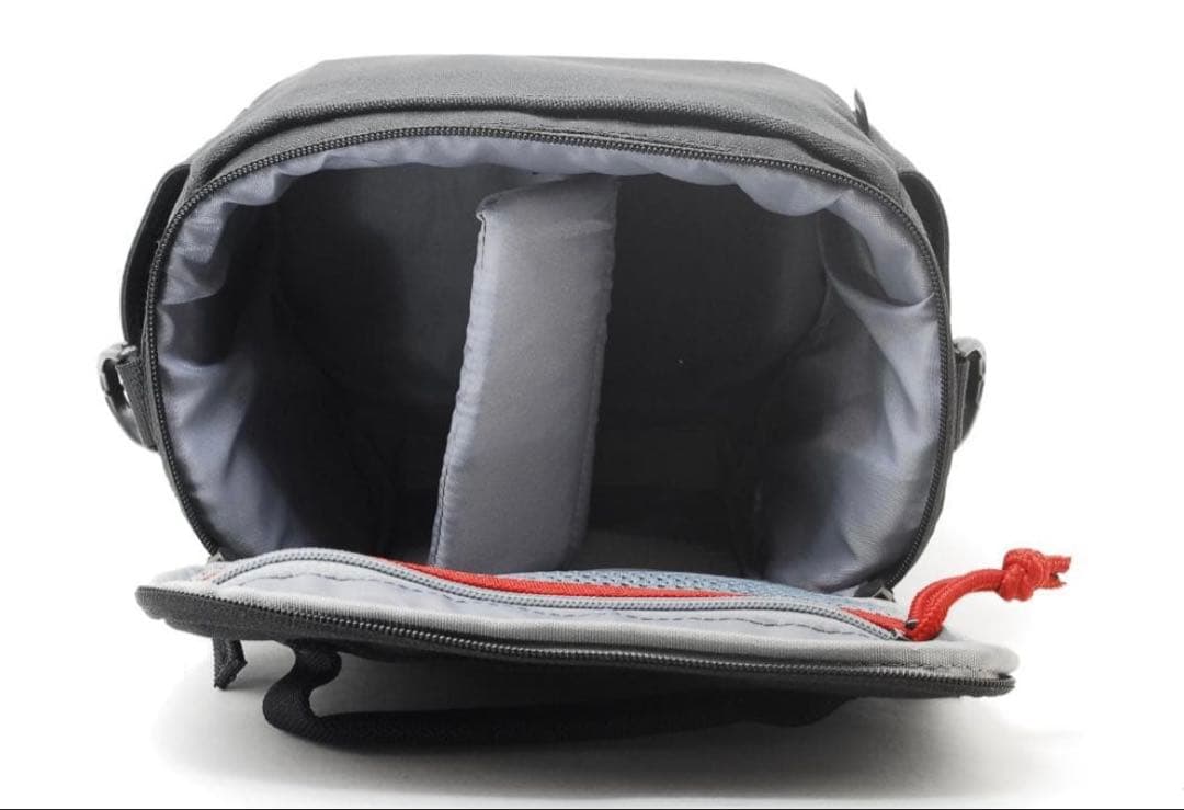 三脚バッグ付 Canon Kiss X9 白 レンズキット