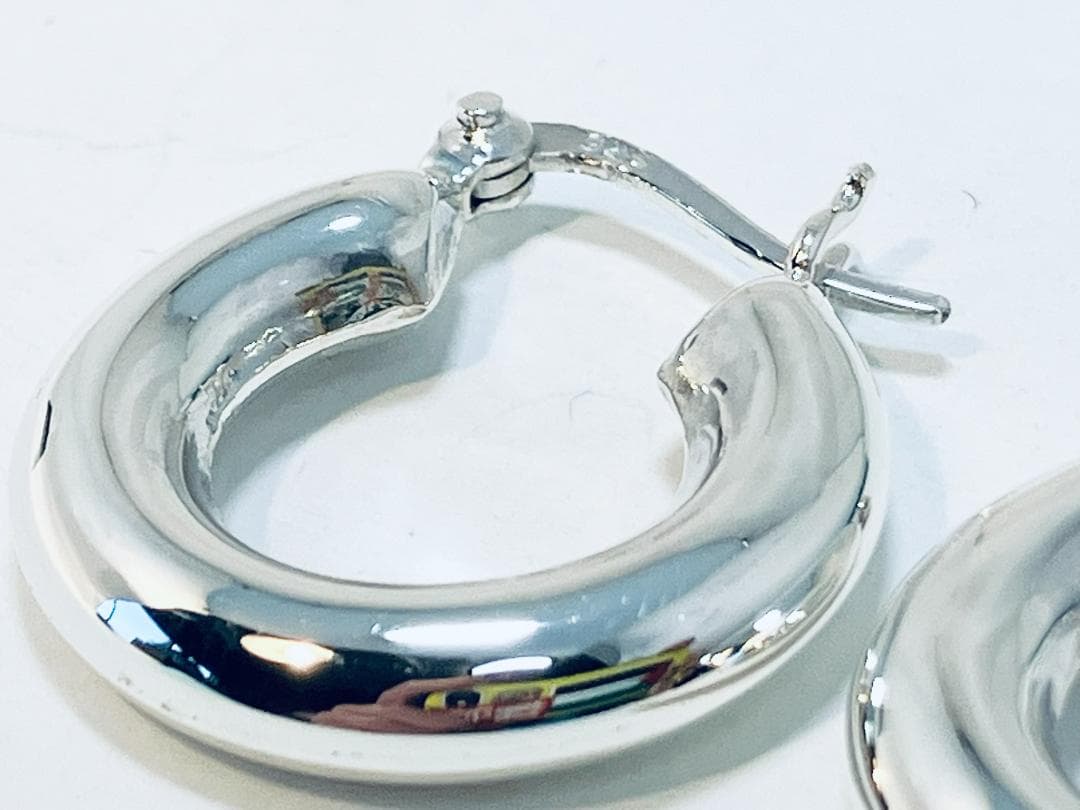 【銀製品】超重厚フープピアス 太さ５mm×外径２０mm